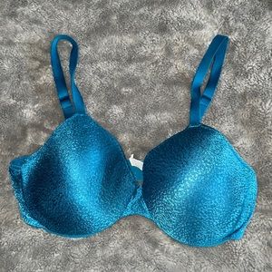 Hanes 38D Bra w/ Underwire